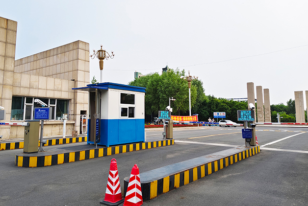 吉林大學(xué)停車門禁系統(tǒng)項目